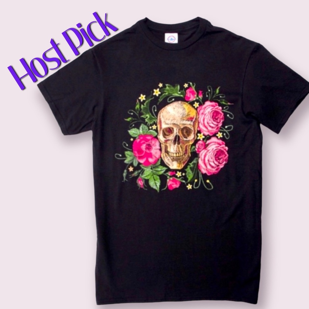 Skull & Roses🌹 Graphic Tee - Picture 5 of 6